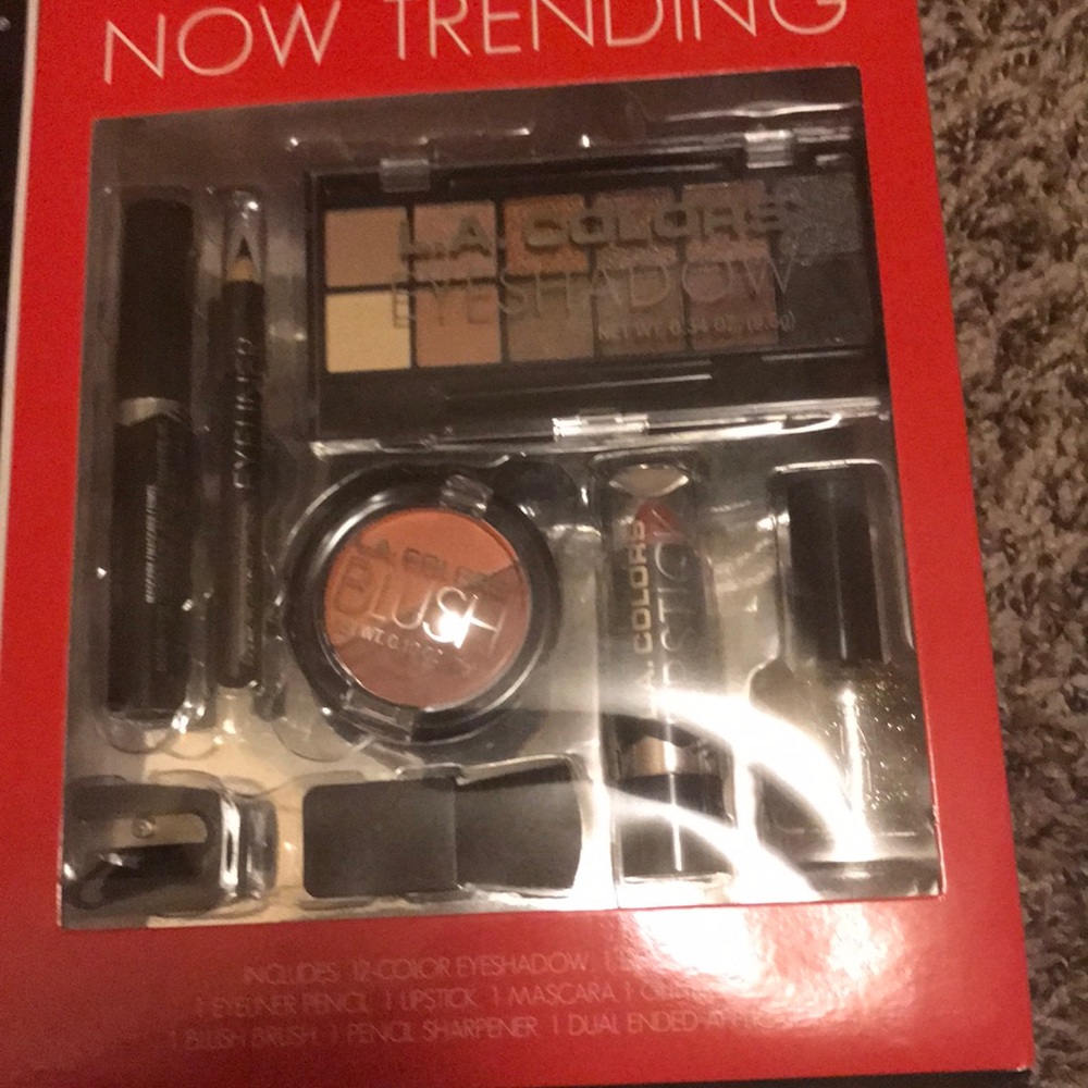 Brand new makeup kit